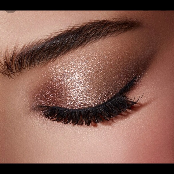 Eye and brow make up bundle - Picture 5 of 5